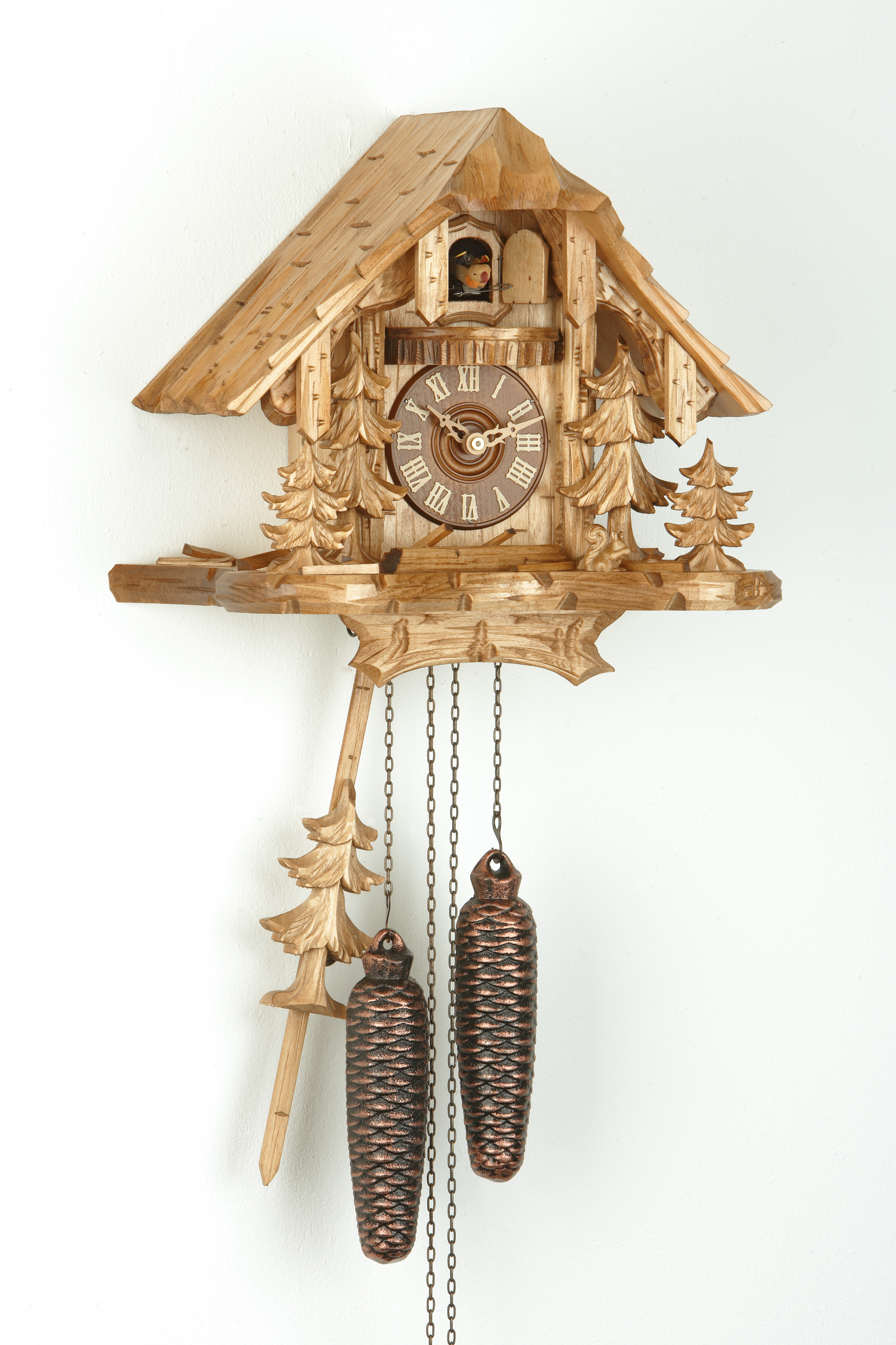 8 Days Cuckoo Clock Black Forest House with woodland and squirrel