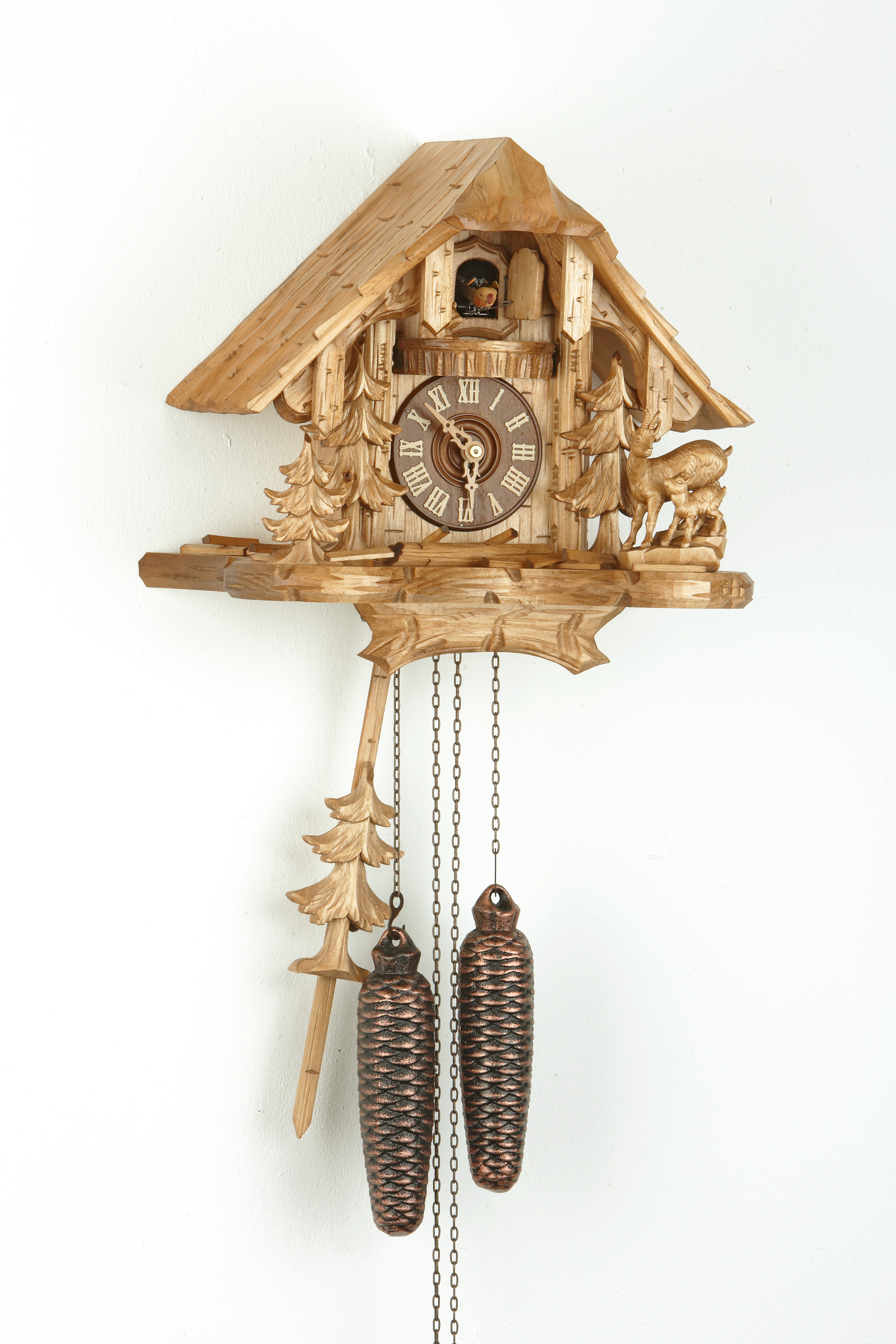 8 Days Cuckoo Clock Black Forest House with chamois family and squirrel