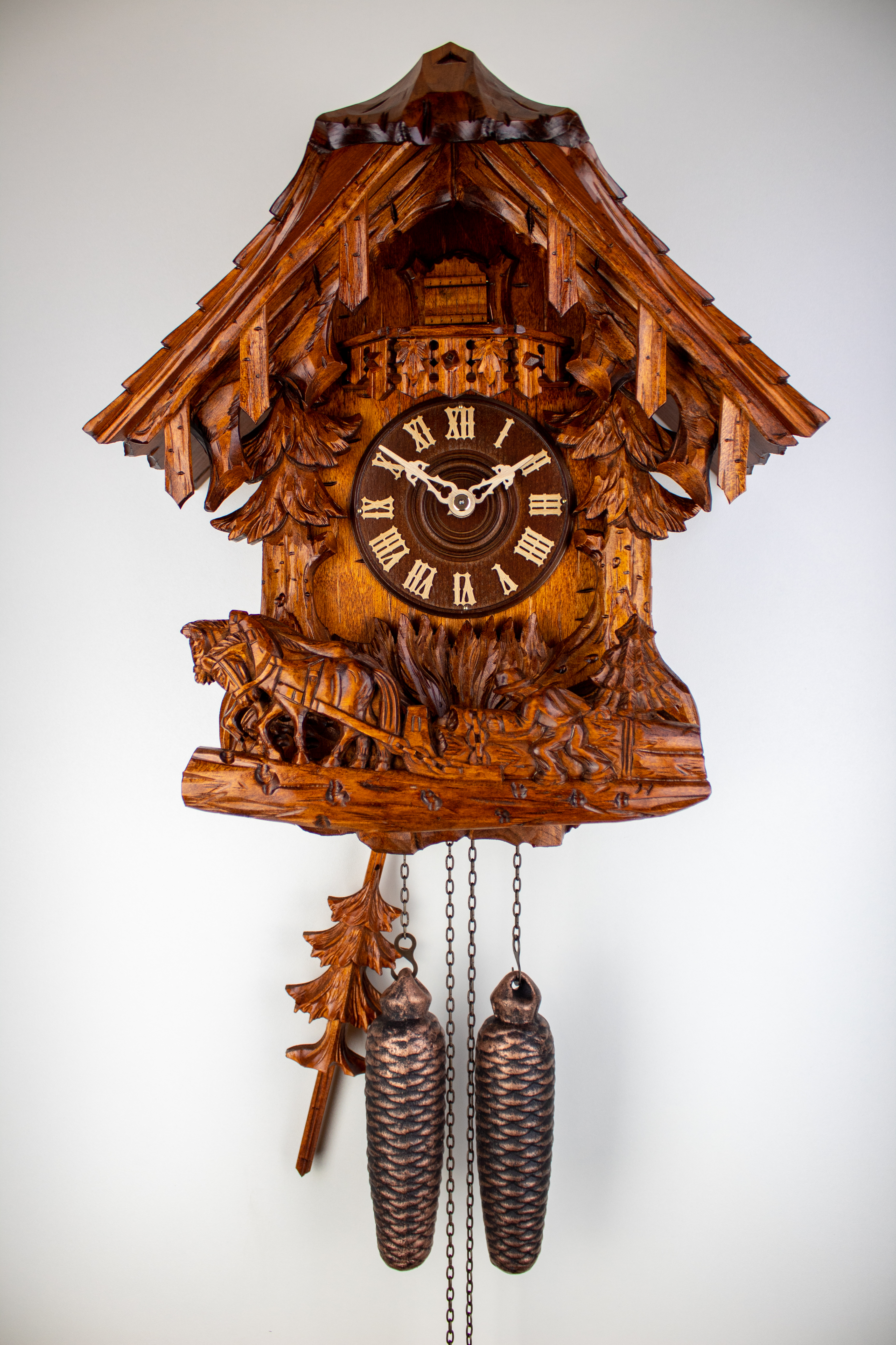 8 Days Cuckoo Clock Black Forest House with farmer and working horses
