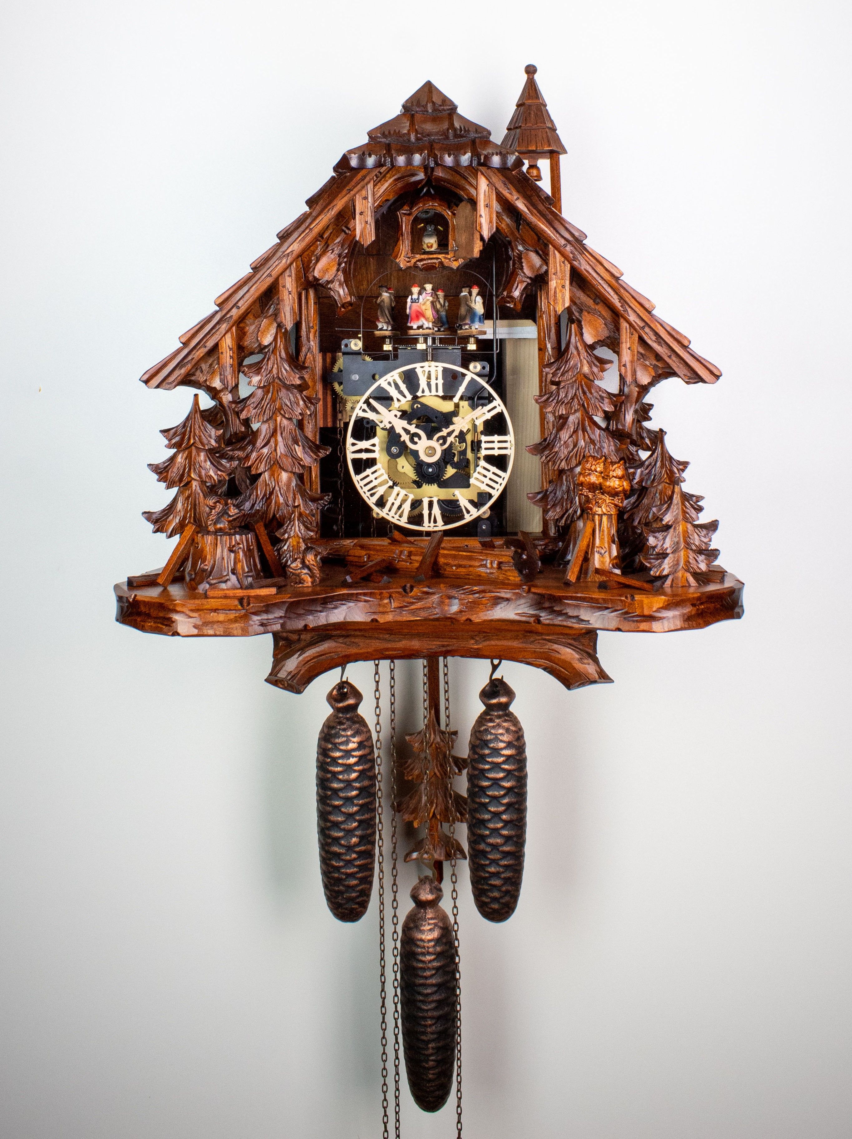 8 Days Cuckoo Clock Black Forest House with owl and squirrel with glass front