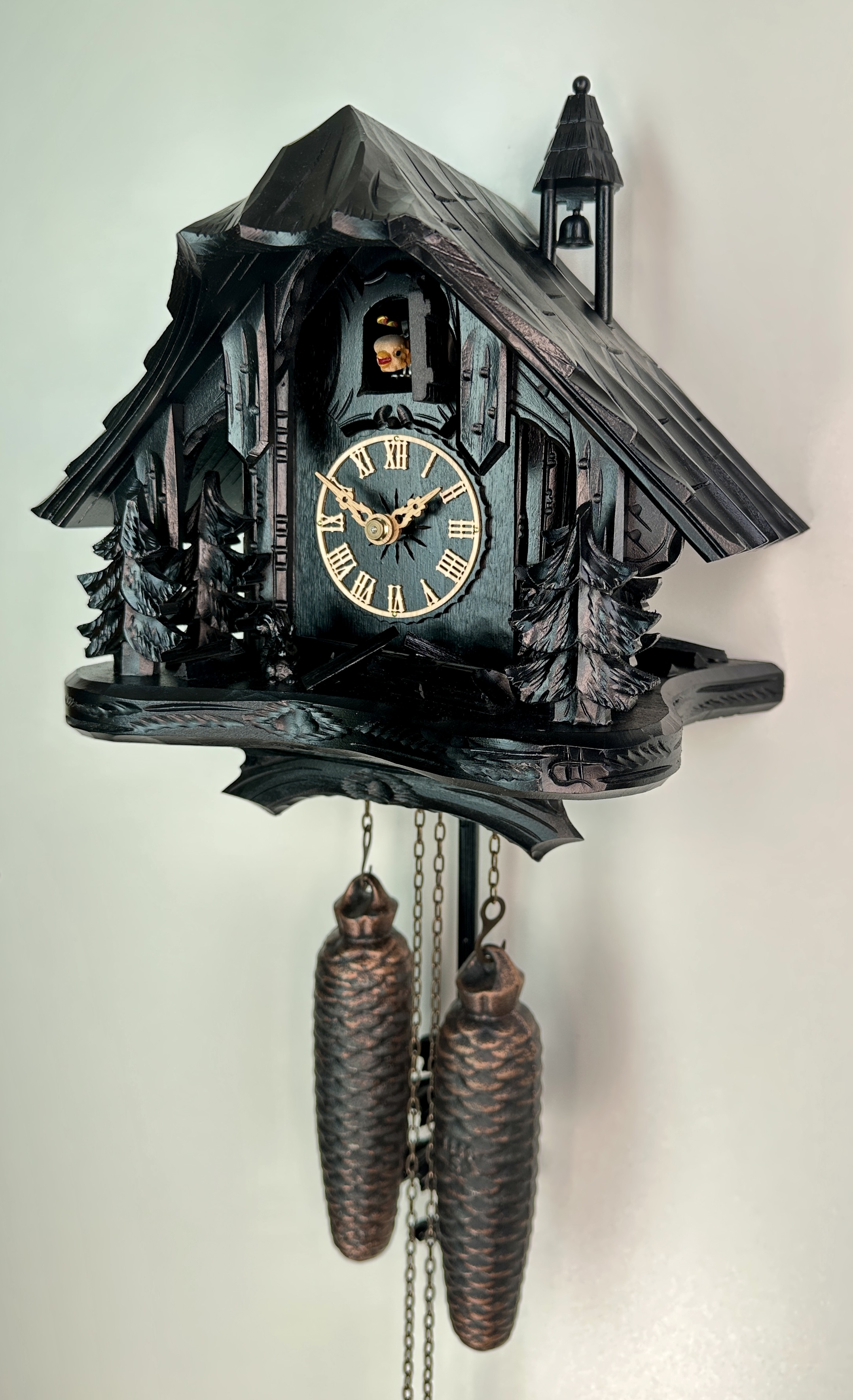 8 Days Cuckoo Clock Black Forest House with squirrel and trees