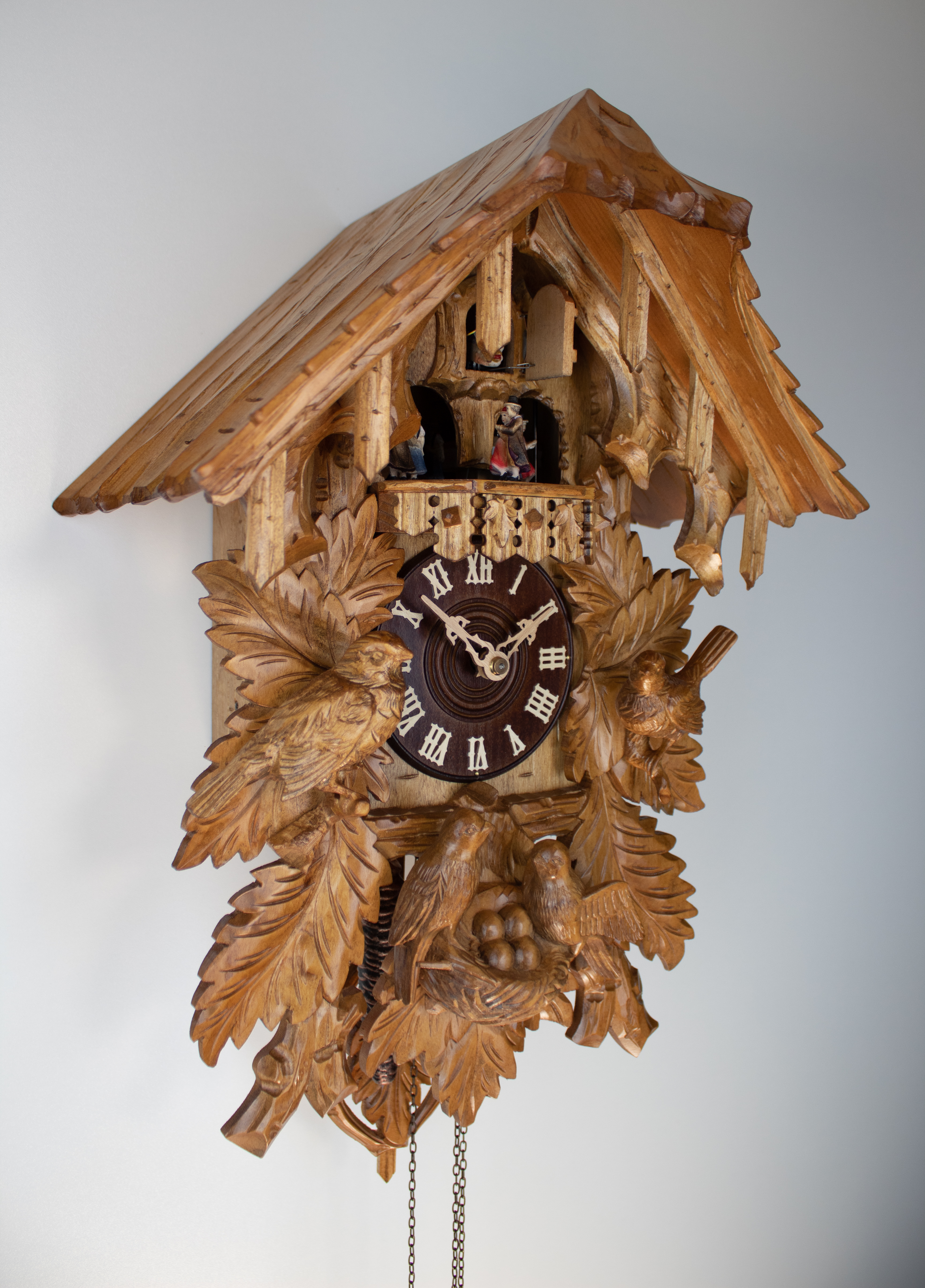 1 Day Music Dancer Cuckoo Clock Black Forest House with bird family