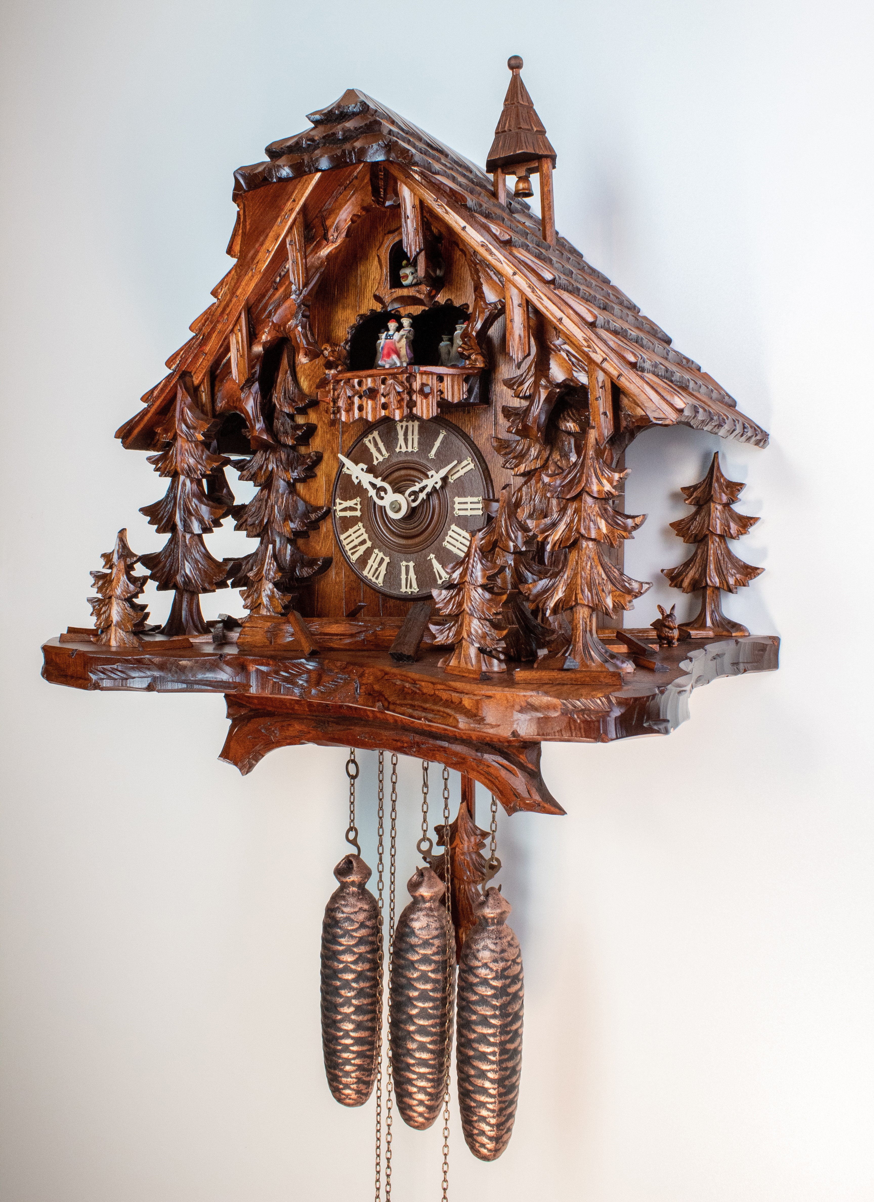 8 Days Music Dancer  Cuckoo Clock Black Forest House with squirrel 