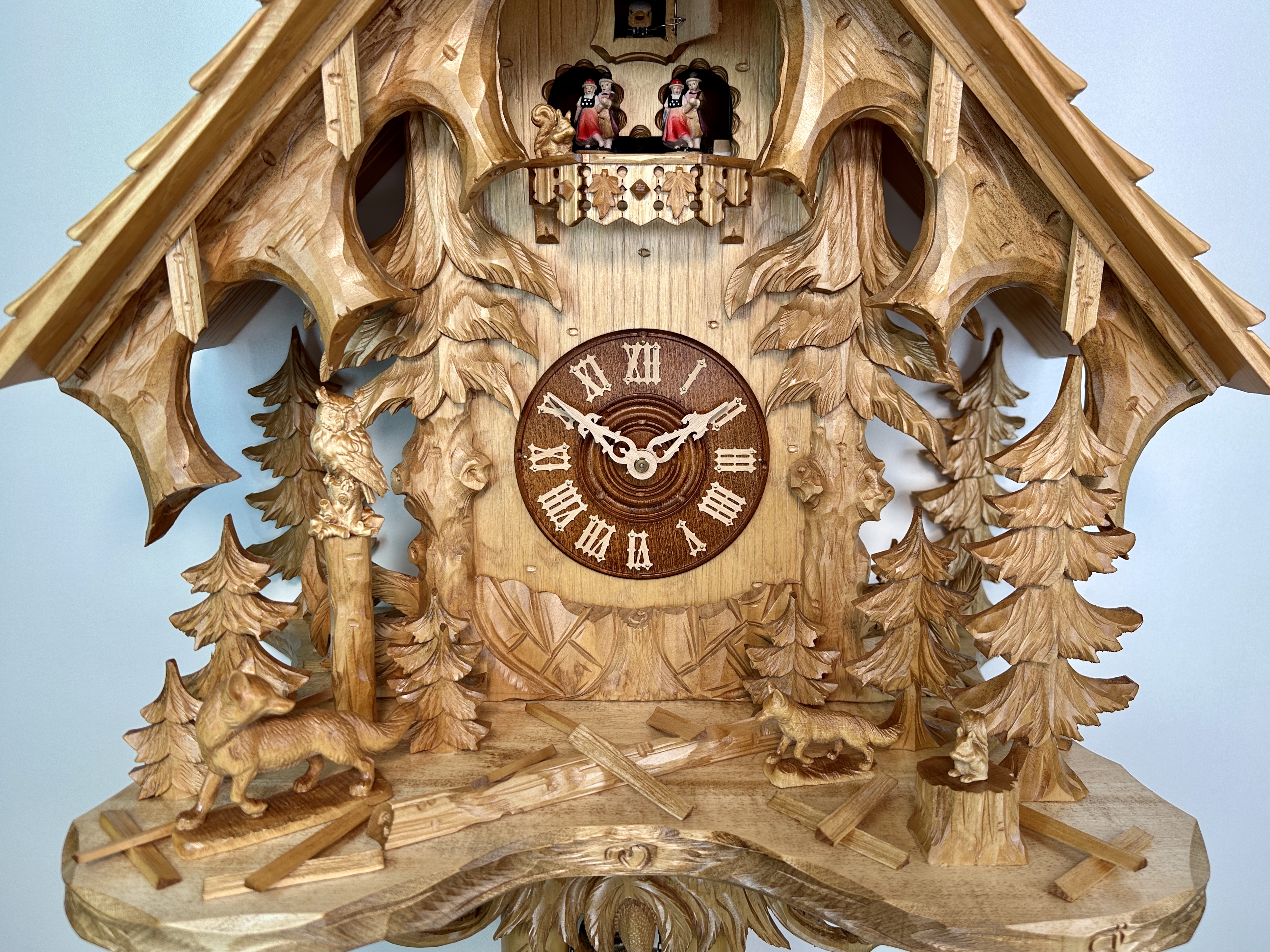 8 Days Music Dancer  Cuckoo Clock Black Forest House with fox family