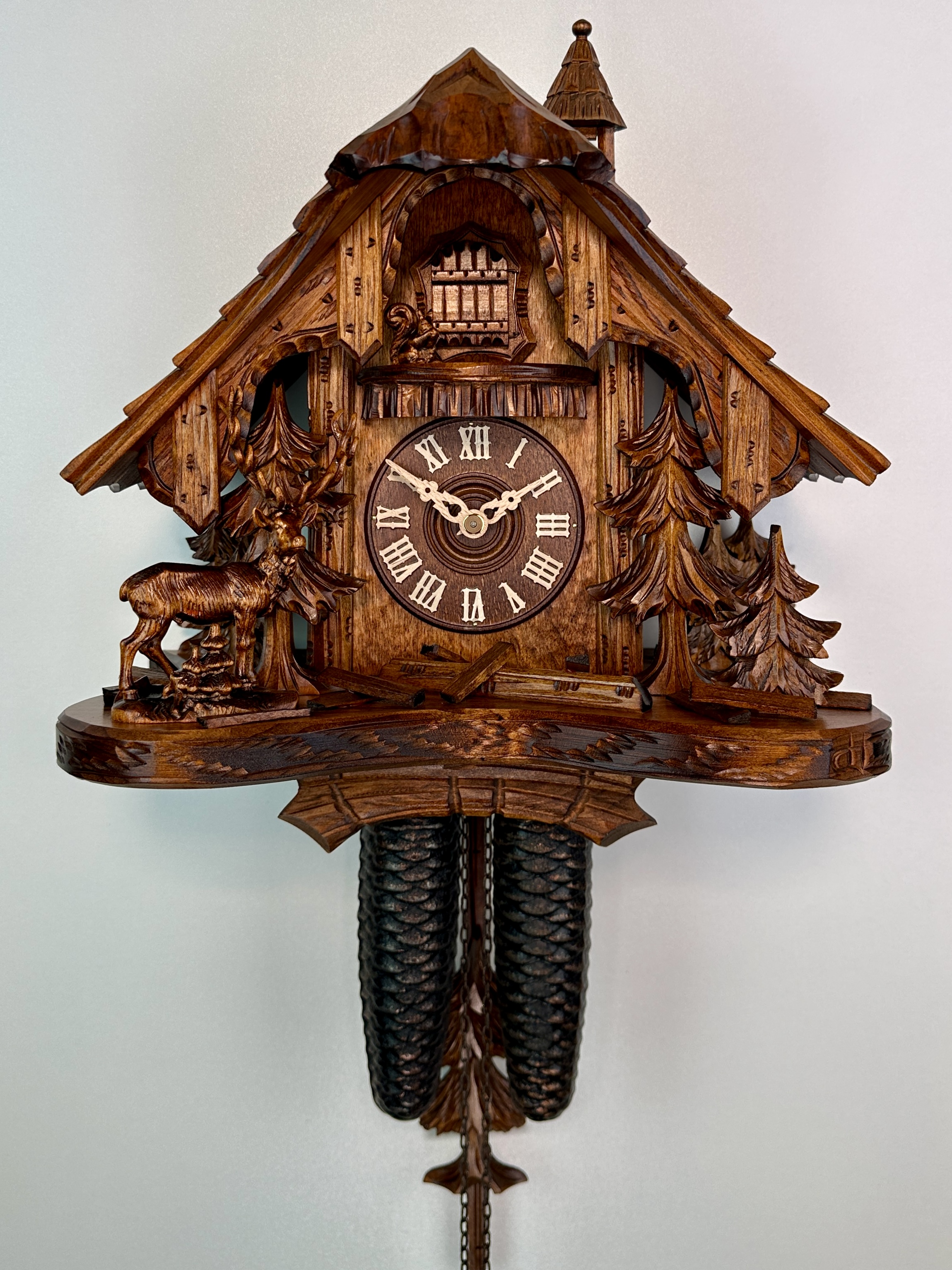8 Days Cuckoo Clock Black Forest House with deer and squirrel